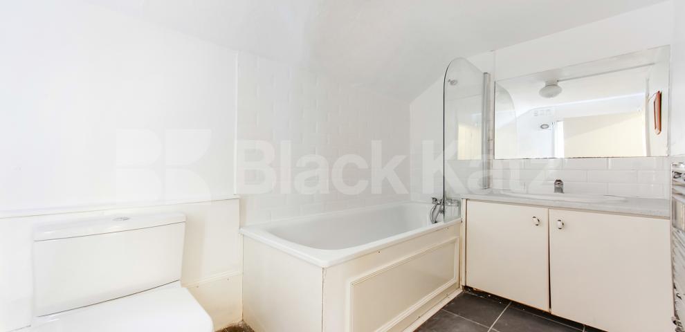 			NEW INSTRUCTION, 3 Bedroom, 1 bath, 1 reception Apartment			 Romola Road , Tulse Hill 